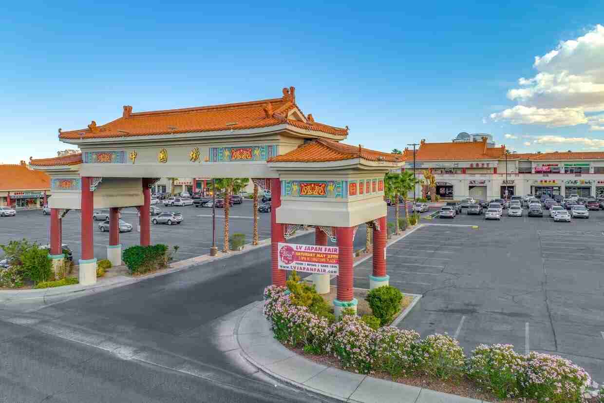 10+ Best & Fun Things To Do In Chinatown Las Vegas