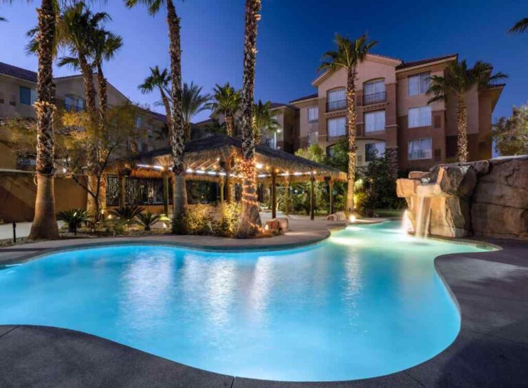 15+ Best Hotels Without Casinos In Las Vegas (2026)