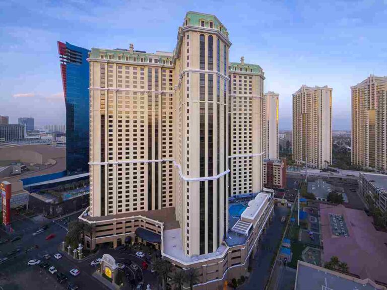 15+ Best Hotels Without Casinos In Las Vegas (2026)