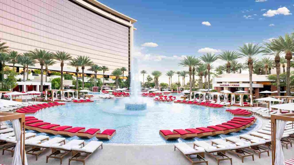 Red Rock Casino Resort pool las vegas