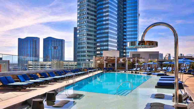 Which Las Vegas Hotels Have the Best Pools? Here Are the Top 8