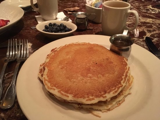 Grand Lux Cafe pancakes 