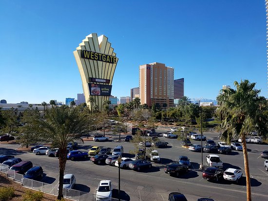 Parking of Westgate Las Vegas Resort & Casino