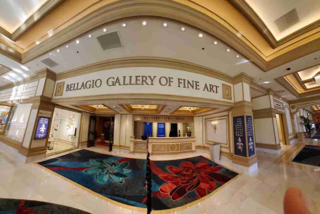 Take a Walk Through the Bellagio Gallery of Fine Art