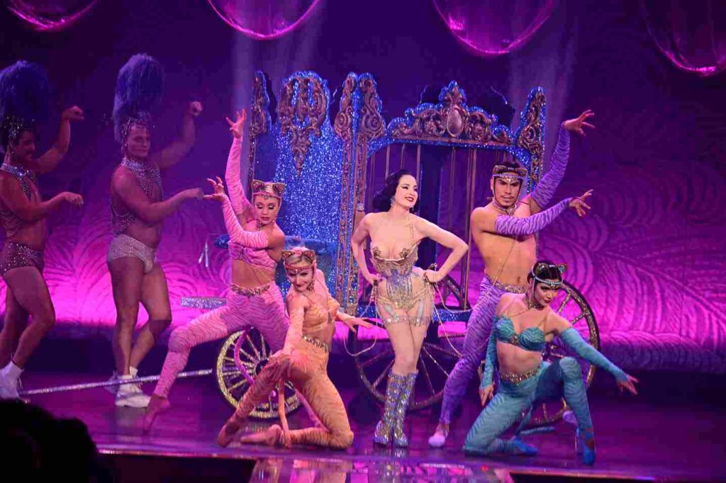 Dita Von Teese show