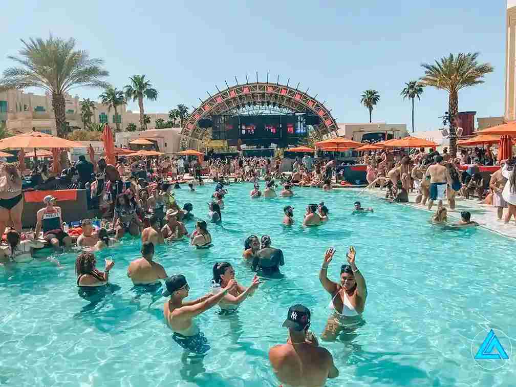 Las Vegas Club Crawl- LA Epic Club Crawls