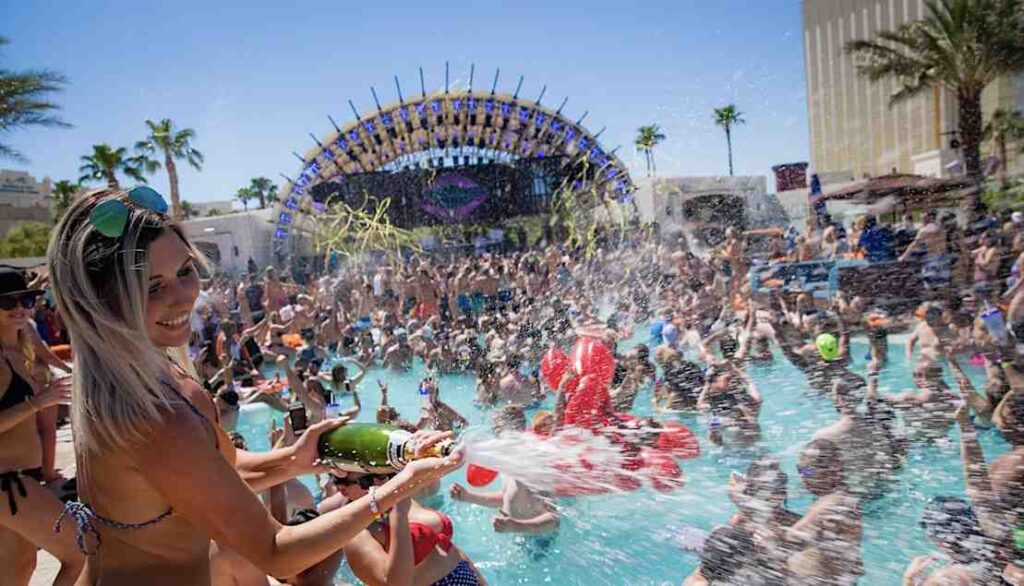 Las Vegas Pool Crawl