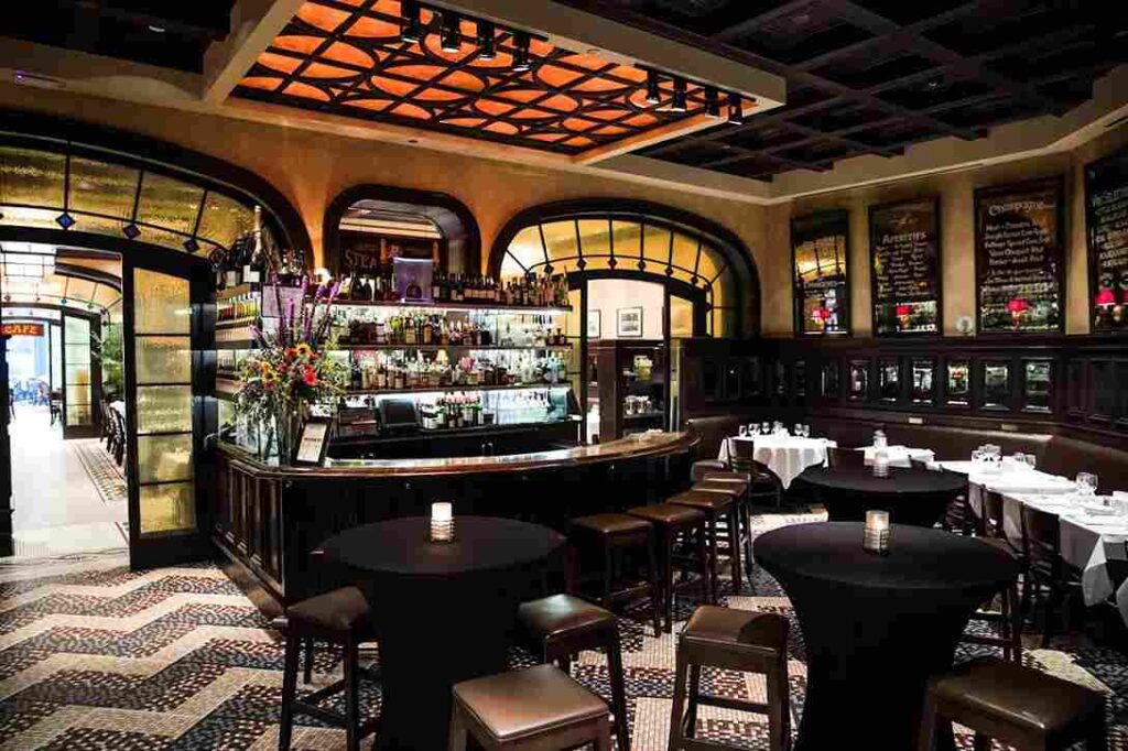 Mon Ami Gabi Le Bar