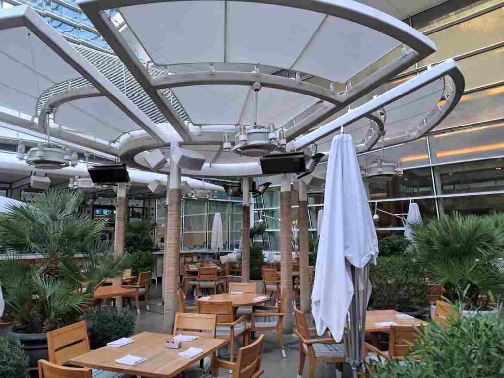 Salt & Ivy Café and Patio Bar