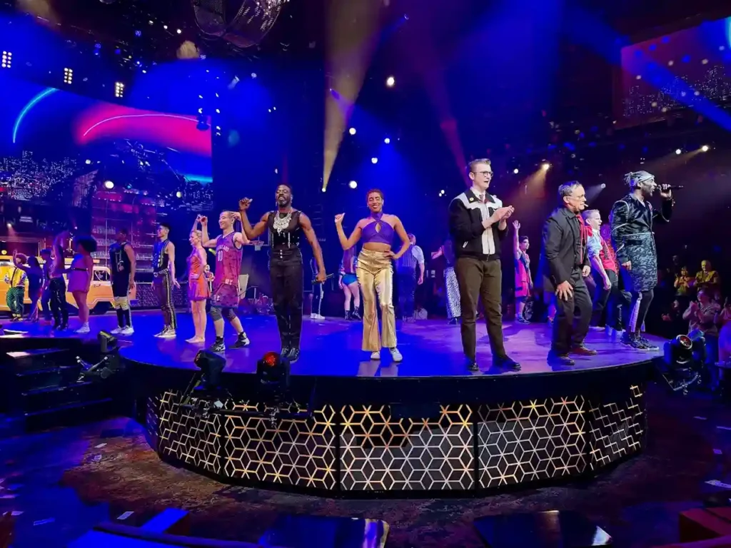 Mad Apple by Cirque du Soleil (New York-New York)