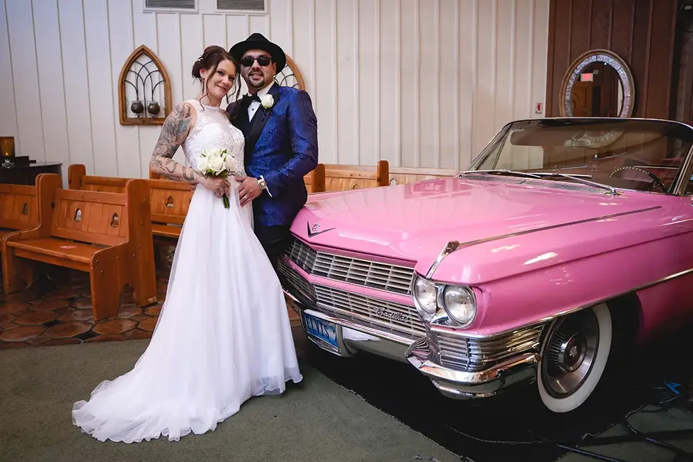 Viva Las Vegas Wedding Chapel