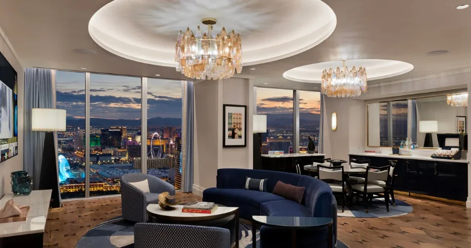 Fleur de Lis Suites & Penthouses - Fontainebleau Las Vegas