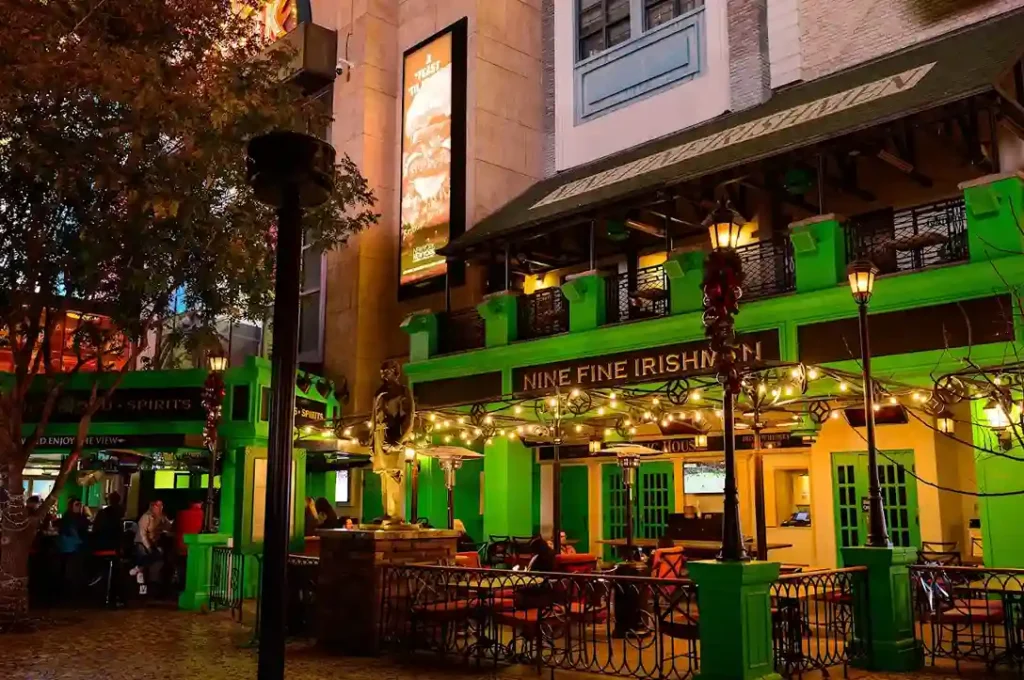 Nine Fine Irishmen at New York-New York Hotel