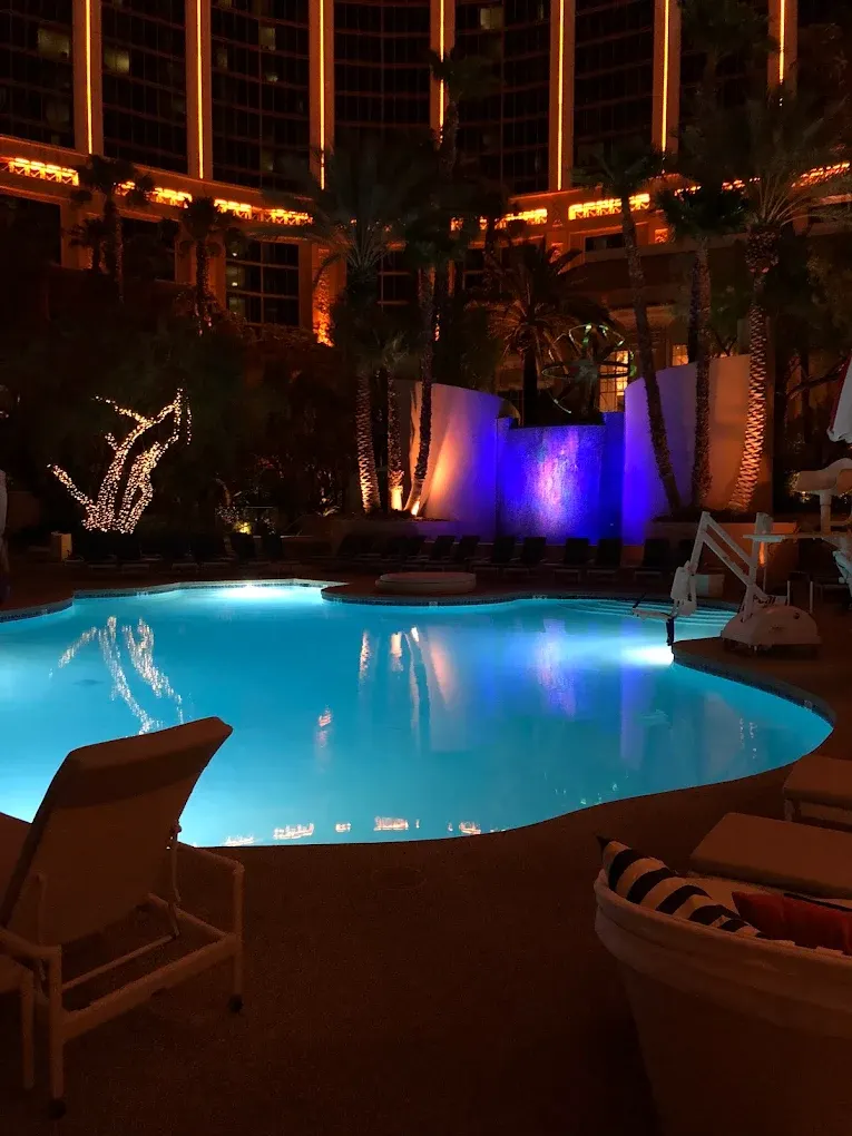 Pool of Four Seasons Las Vegas