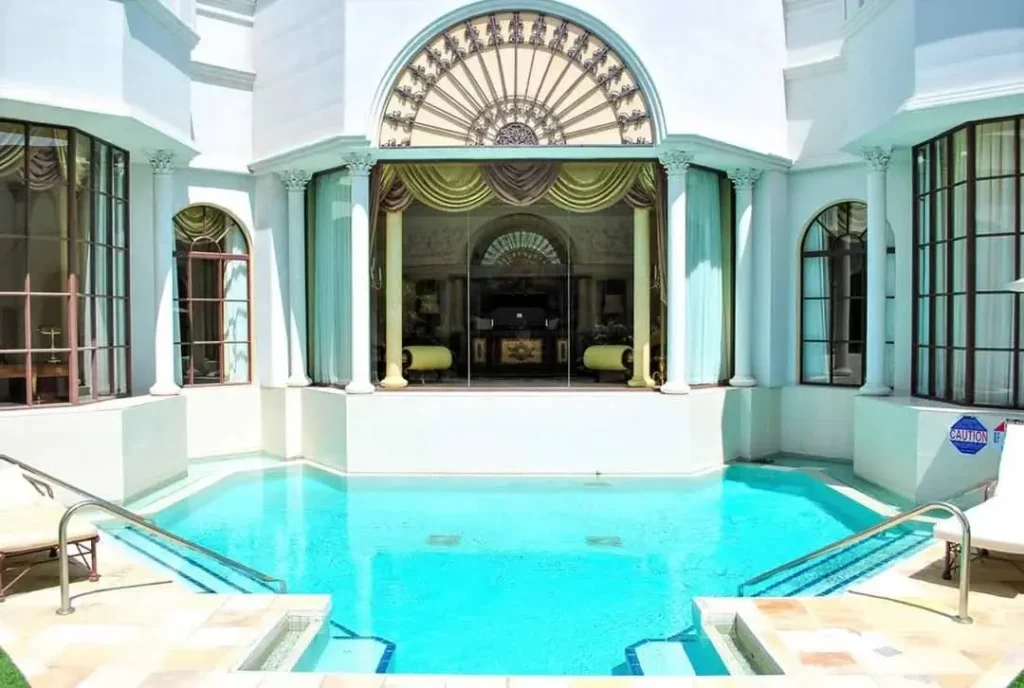 Private Pool of Westgate Las Vegas