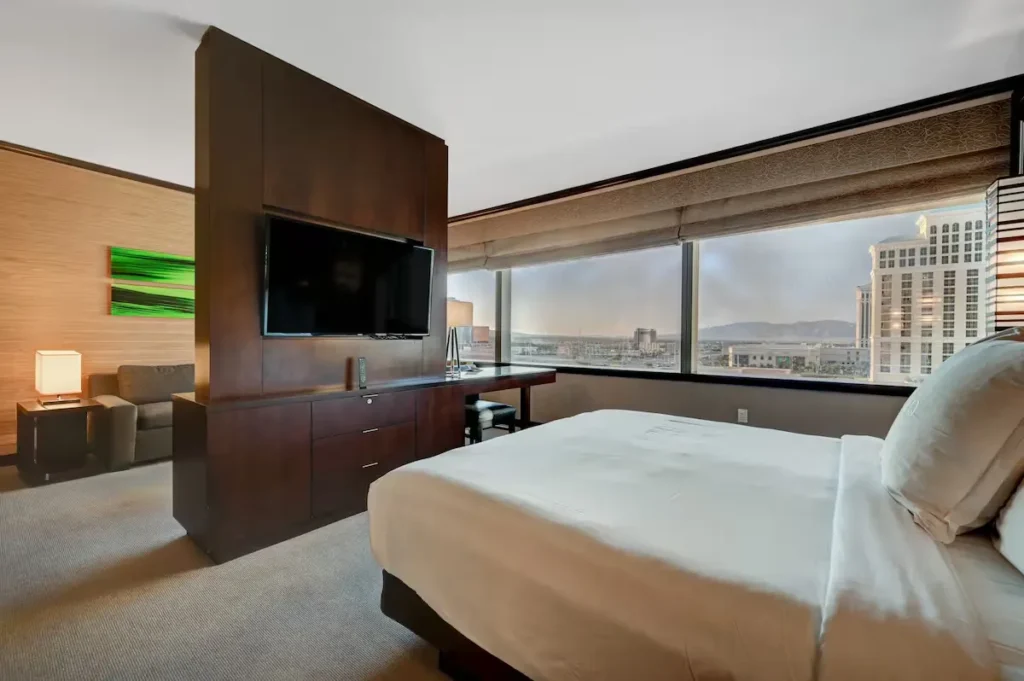 Vdara Deluxe Room with Amazing City Views