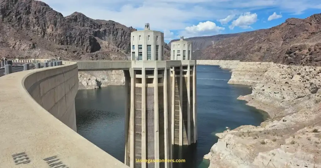 Hoover Dam Hours - Opening Times, Tours & Tips
