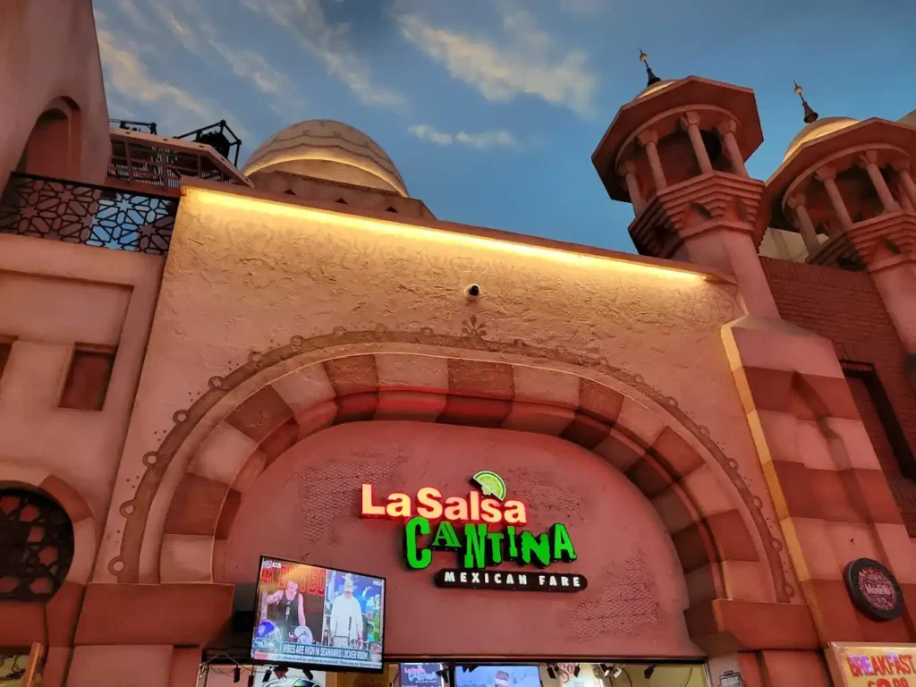 La Salsa Cantina