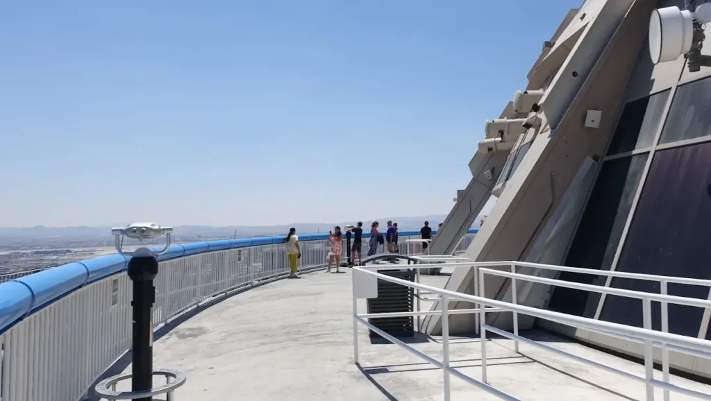 STRAT Outdoor Observation Deck